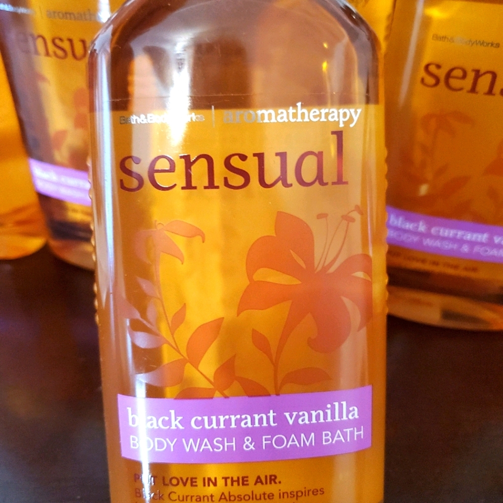 Sensual Black Currant Vanilla Body Wash